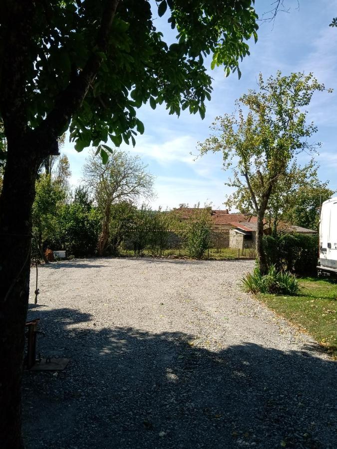 Villa La Poste Saulgond Exterior foto